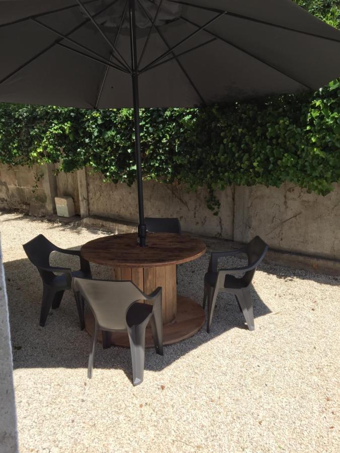Appartement Cour Ancienne Abbaye Saint-Astier  Экстерьер фото